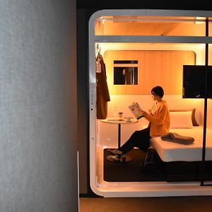 Chambre Juste Pour Femmes Supérieure Simple